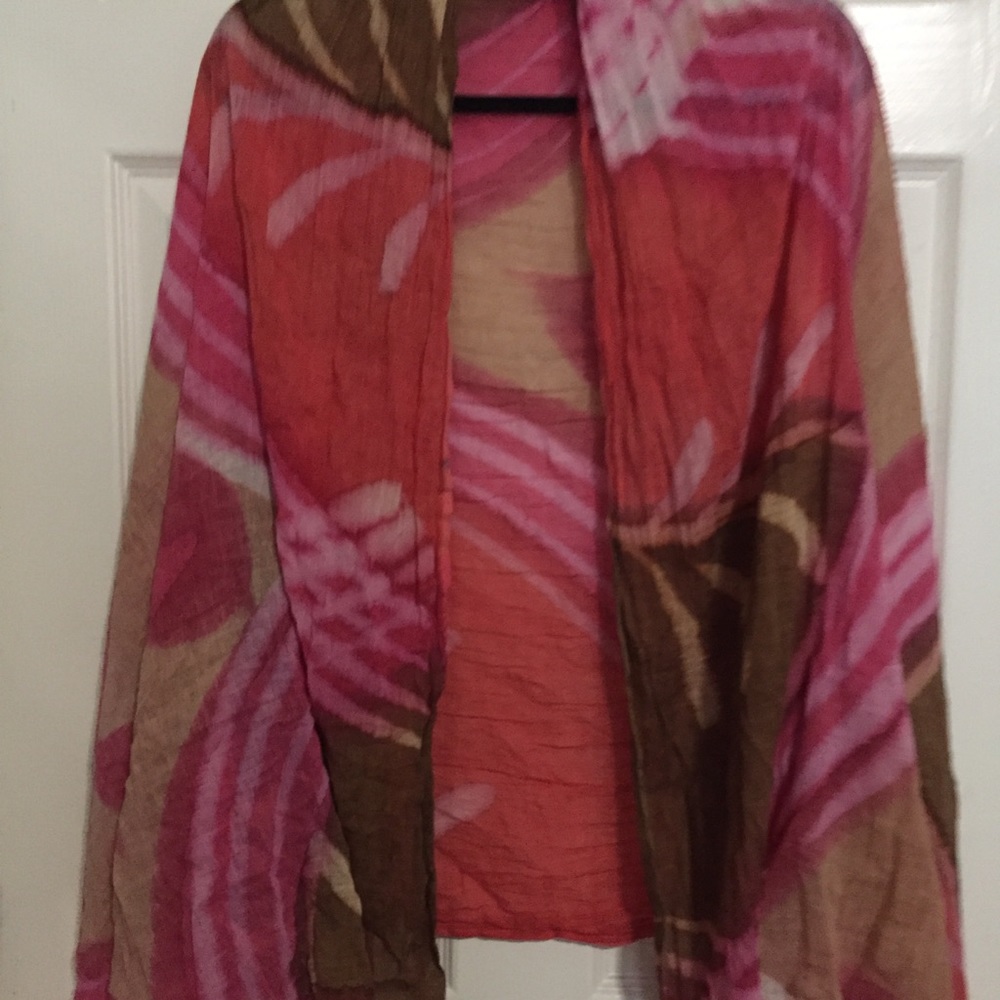 🦋 Multicolor scarf in good condition